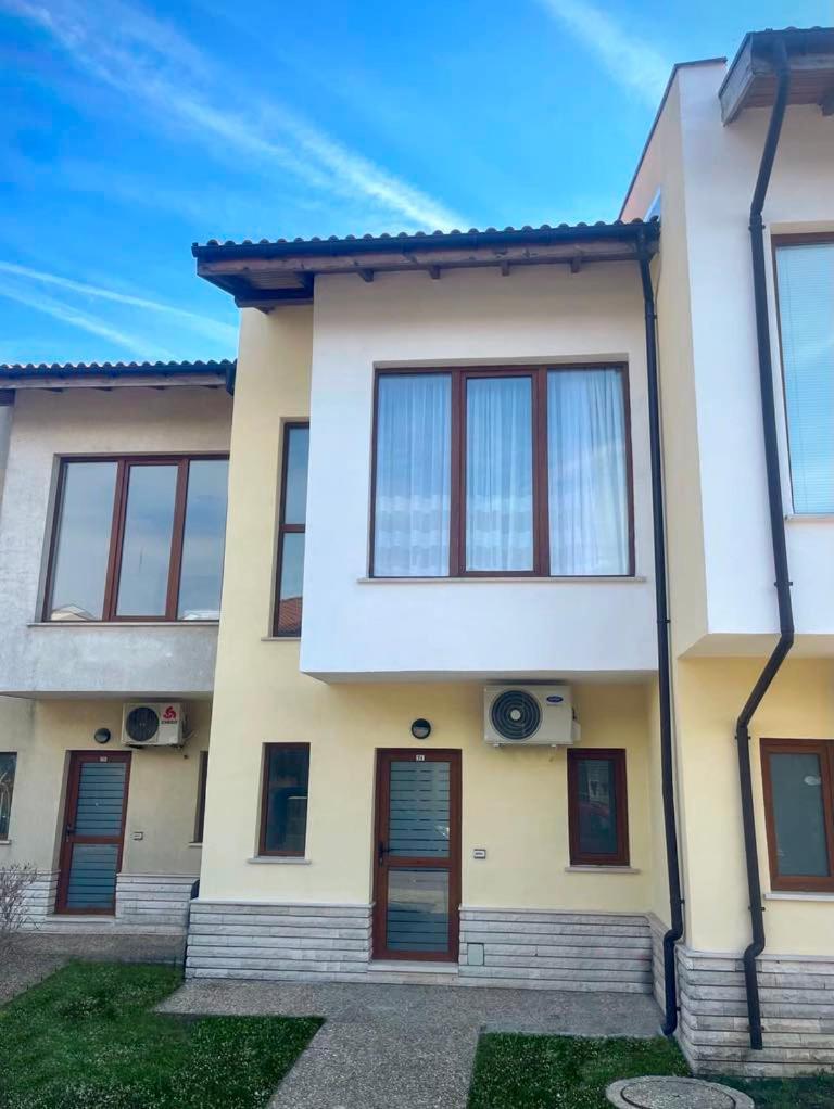 Luxury Lighthouse Golf Villa Балчик Экстерьер фото